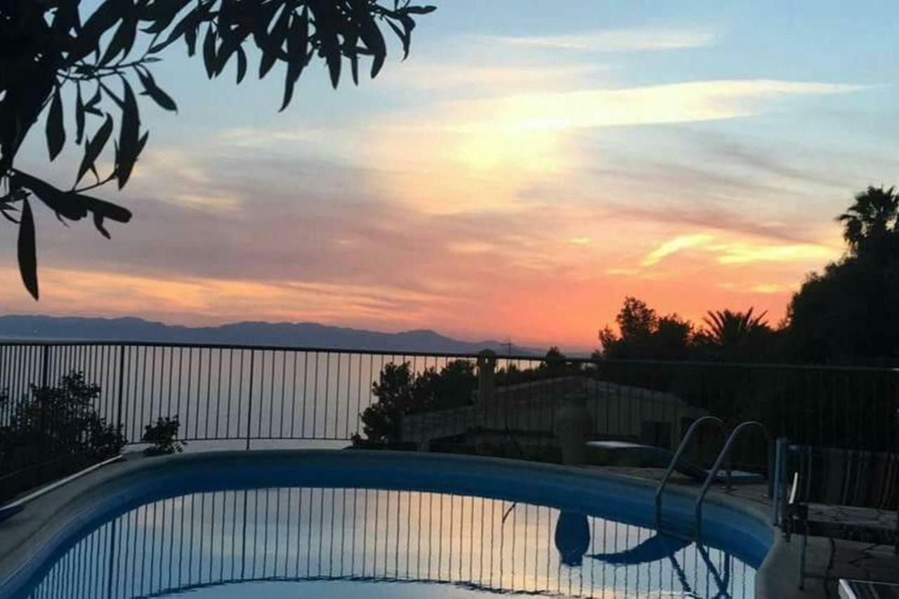 Villa Panoramica Tra Suggestive Notti Stellate. Torre delle Stelle Extérieur photo